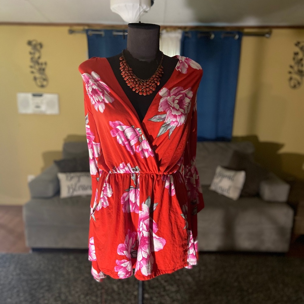 A cute red flower rumper